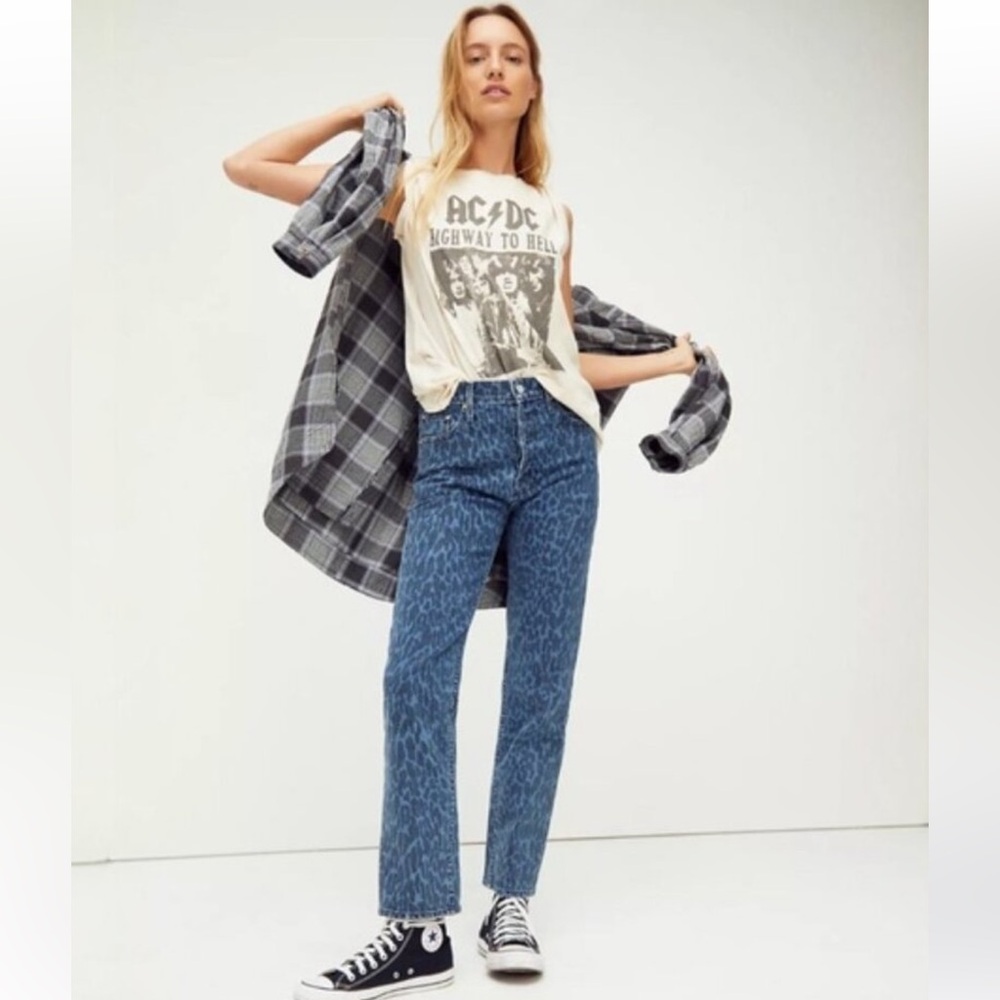 MOTHER Tomcat Jeans